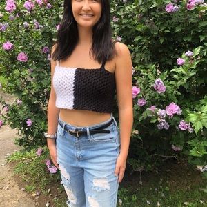 Cute crocheted Tank 🖤🤍